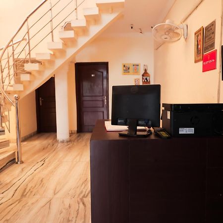 Hotel Green Villa - Near Anand Vihar Station نيودلهي المظهر الخارجي الصورة